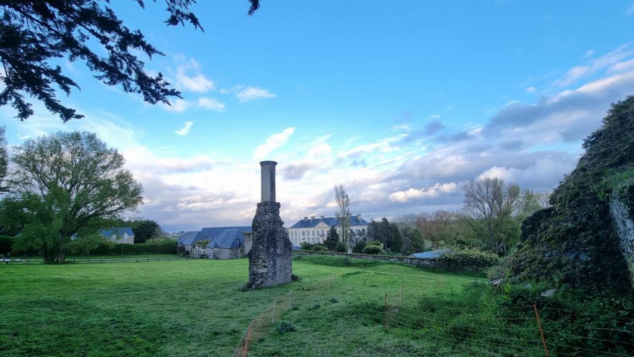 Hotel Du Chateau De Quinéville Dış mekan fotoğraf
